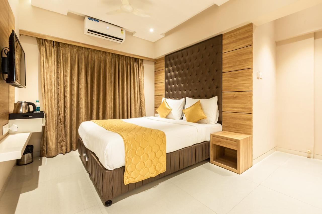Hotel Pacific Residency - Andheri Мумбаи Экстерьер фото